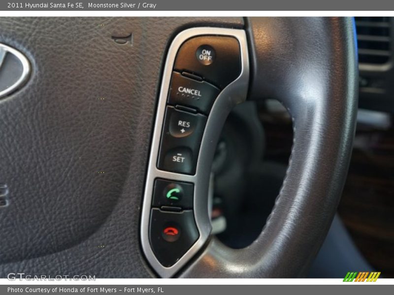 Moonstone Silver / Gray 2011 Hyundai Santa Fe SE