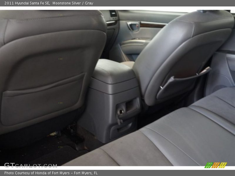 Moonstone Silver / Gray 2011 Hyundai Santa Fe SE