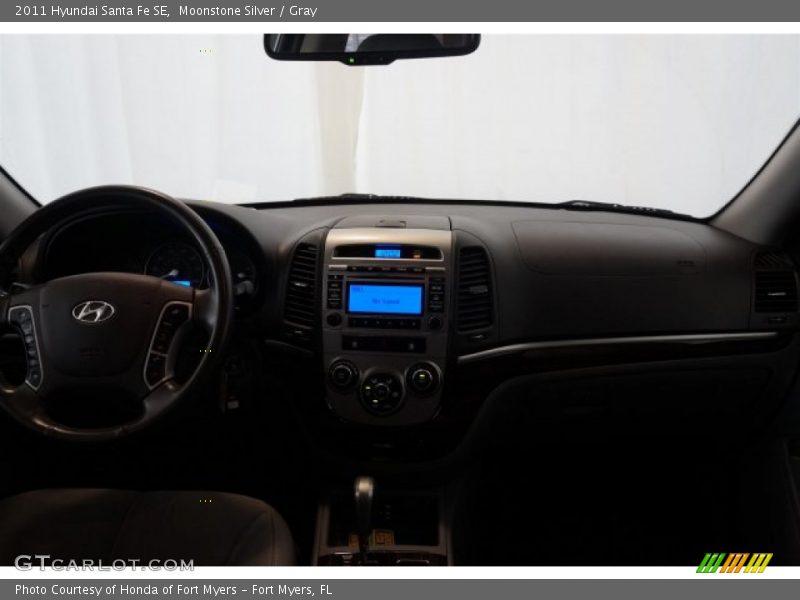 Moonstone Silver / Gray 2011 Hyundai Santa Fe SE