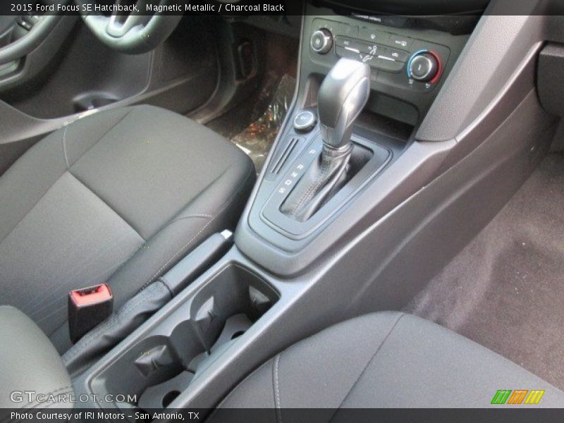 Magnetic Metallic / Charcoal Black 2015 Ford Focus SE Hatchback