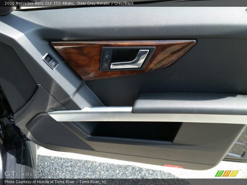 Steel Grey Metallic / Grey/Black 2010 Mercedes-Benz GLK 350 4Matic