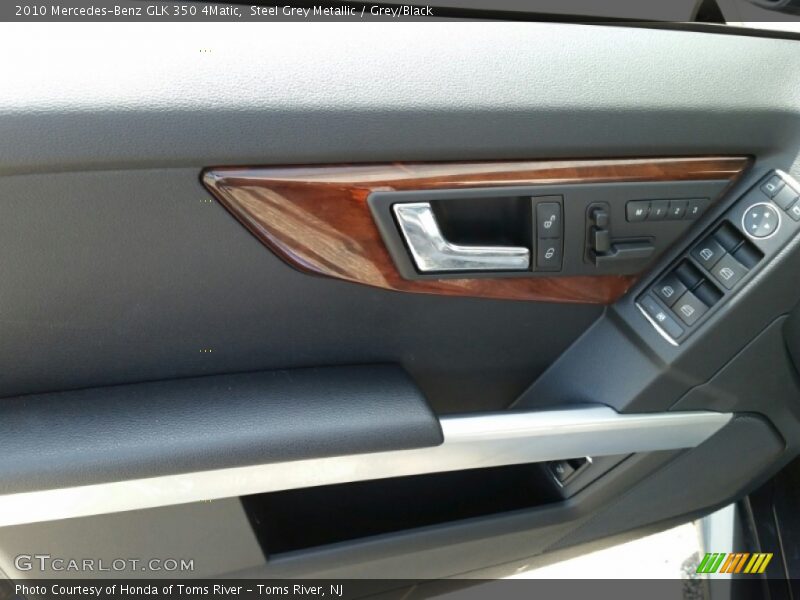Steel Grey Metallic / Grey/Black 2010 Mercedes-Benz GLK 350 4Matic