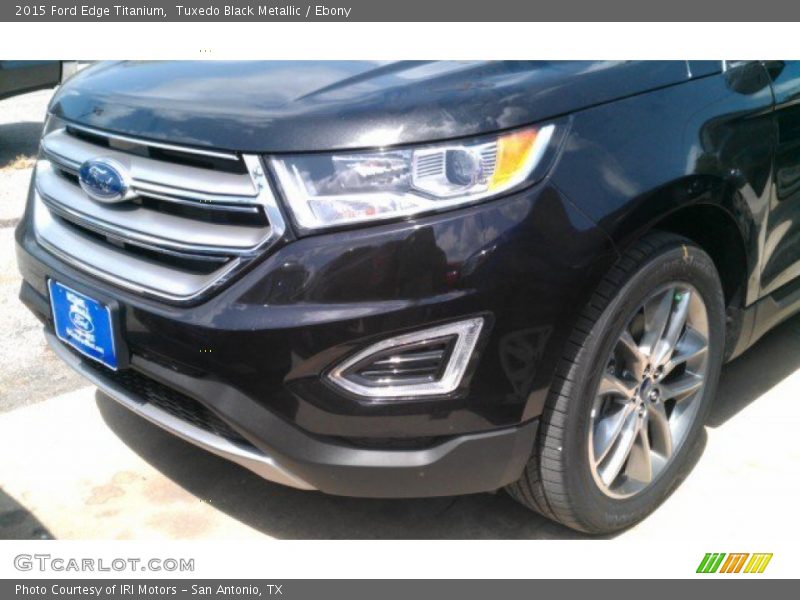 Tuxedo Black Metallic / Ebony 2015 Ford Edge Titanium