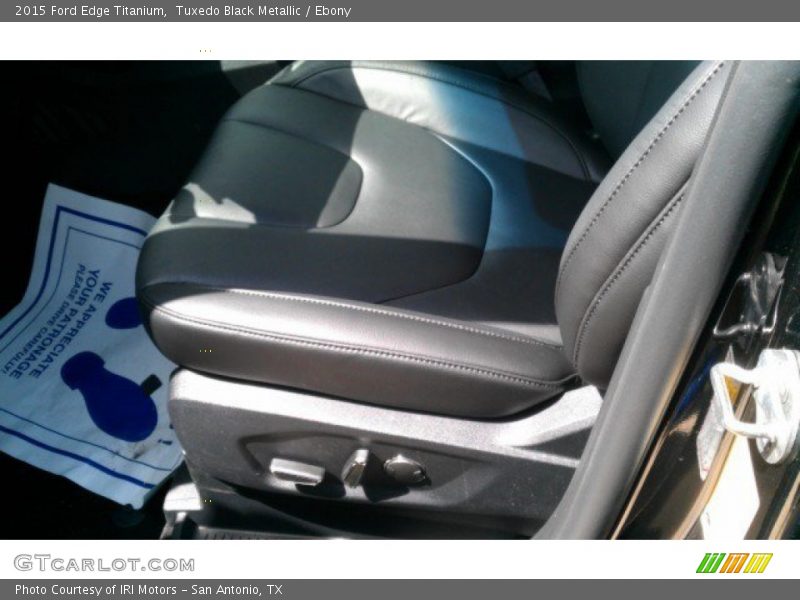Tuxedo Black Metallic / Ebony 2015 Ford Edge Titanium