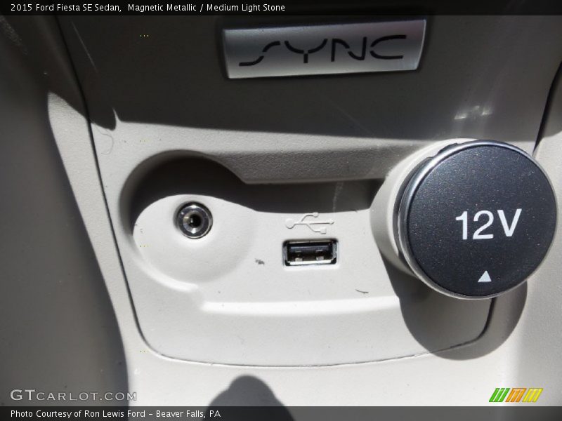 Magnetic Metallic / Medium Light Stone 2015 Ford Fiesta SE Sedan