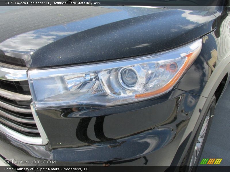 Attitude Black Metallic / Ash 2015 Toyota Highlander LE