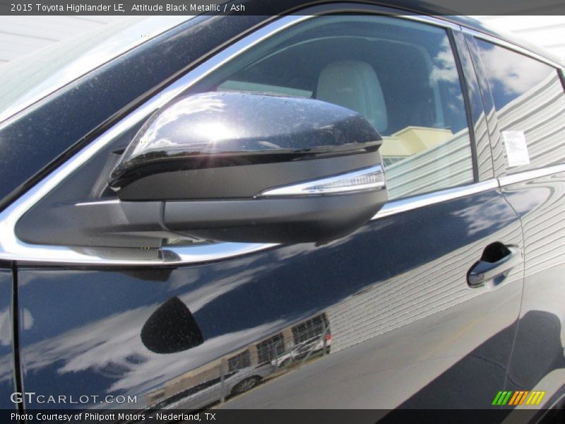 Attitude Black Metallic / Ash 2015 Toyota Highlander LE