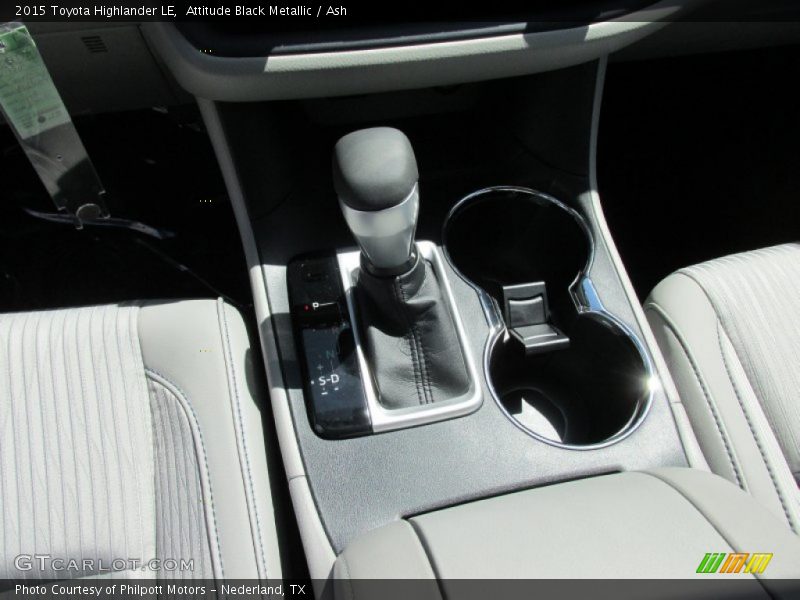 Attitude Black Metallic / Ash 2015 Toyota Highlander LE