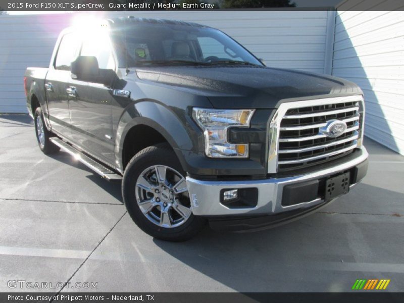 Front 3/4 View of 2015 F150 XLT SuperCrew