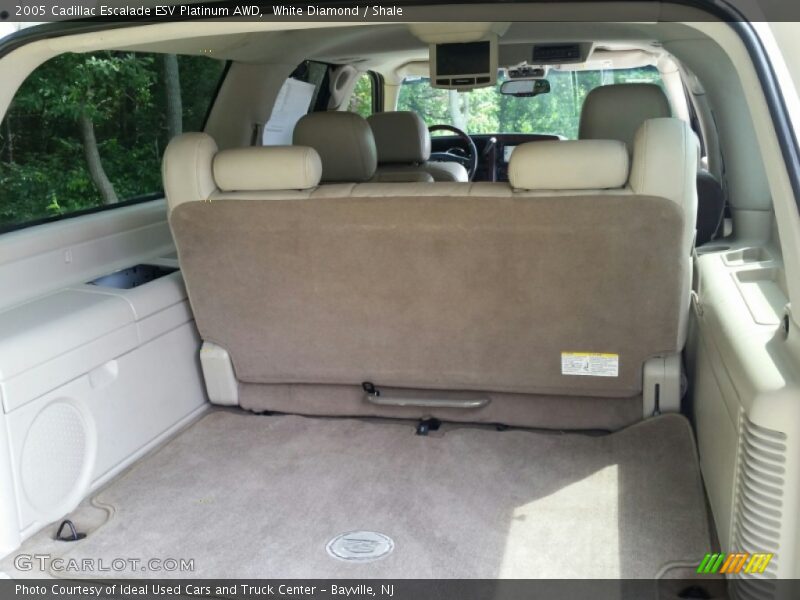 White Diamond / Shale 2005 Cadillac Escalade ESV Platinum AWD