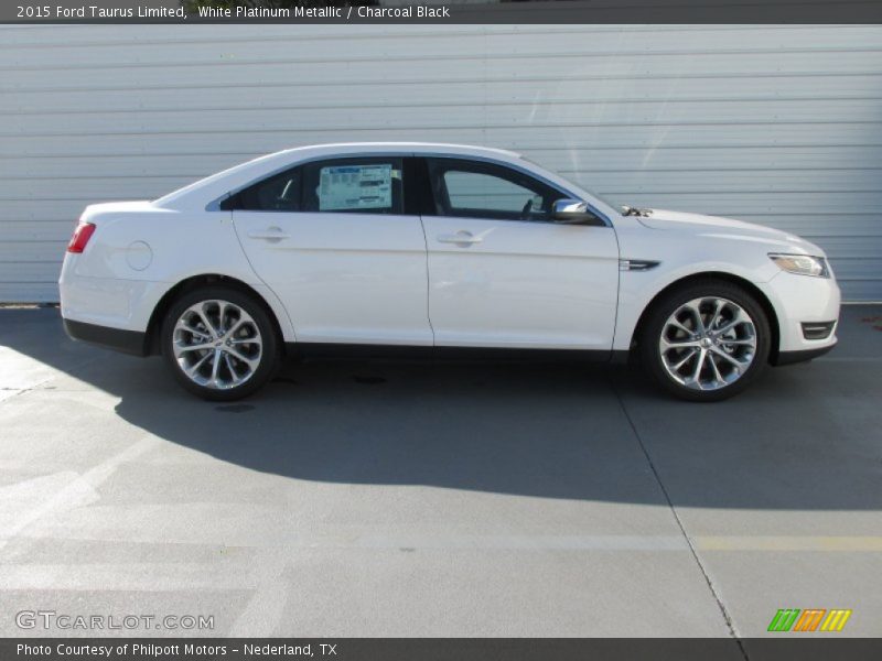White Platinum Metallic / Charcoal Black 2015 Ford Taurus Limited