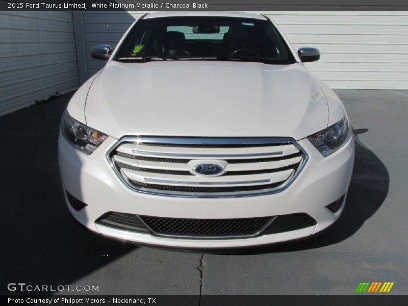 White Platinum Metallic / Charcoal Black 2015 Ford Taurus Limited