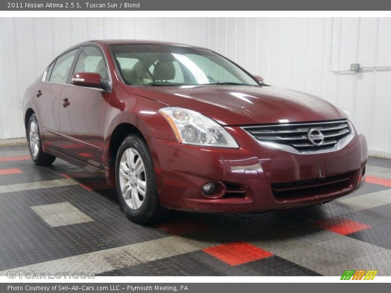 Tuscan Sun / Blond 2011 Nissan Altima 2.5 S