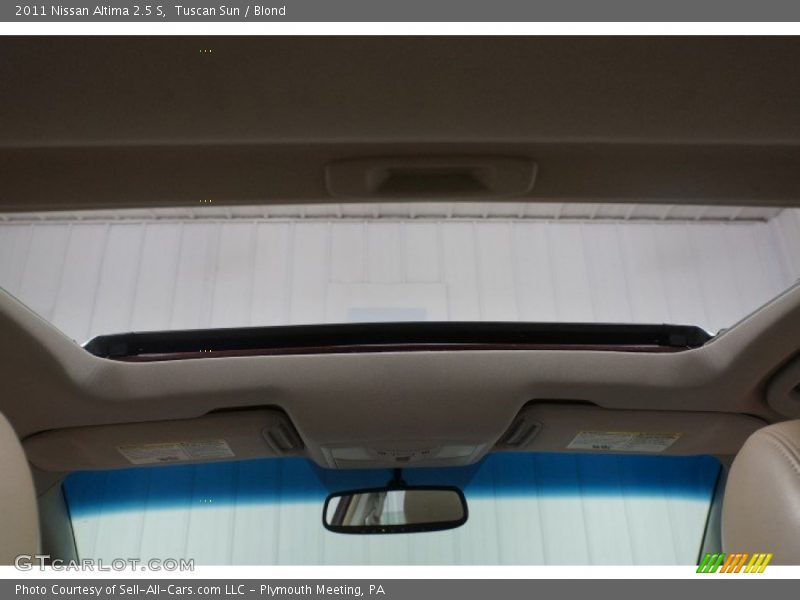 Tuscan Sun / Blond 2011 Nissan Altima 2.5 S