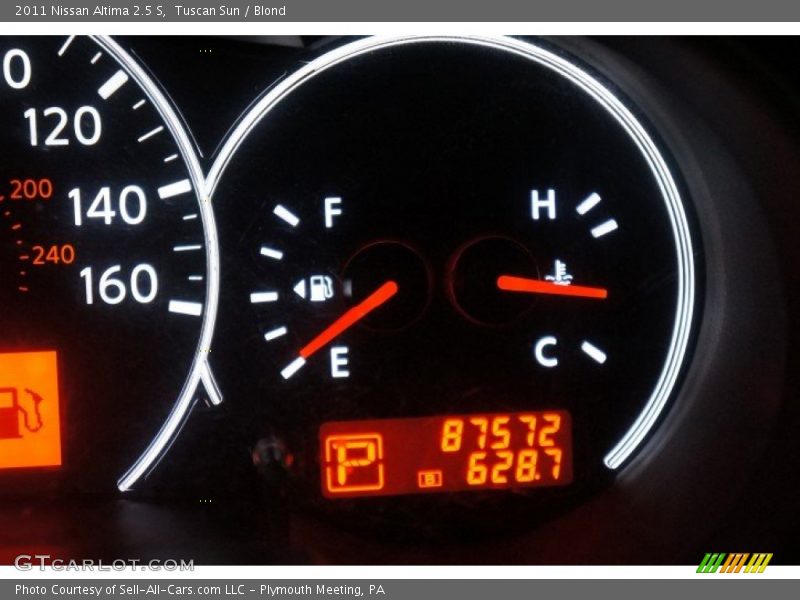 Tuscan Sun / Blond 2011 Nissan Altima 2.5 S