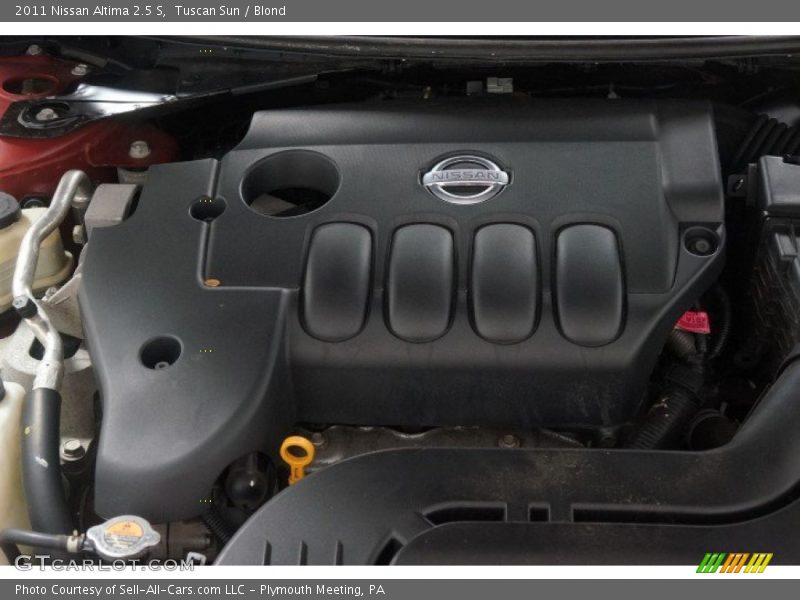 Tuscan Sun / Blond 2011 Nissan Altima 2.5 S