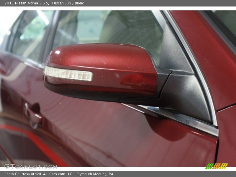 Tuscan Sun / Blond 2011 Nissan Altima 2.5 S