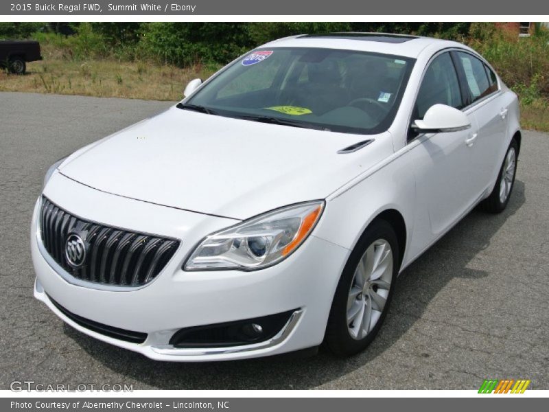 Summit White / Ebony 2015 Buick Regal FWD