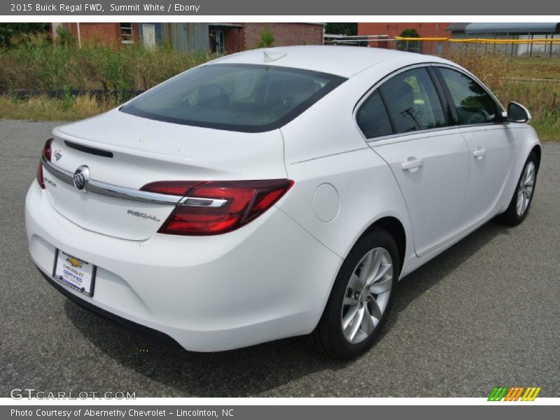 Summit White / Ebony 2015 Buick Regal FWD