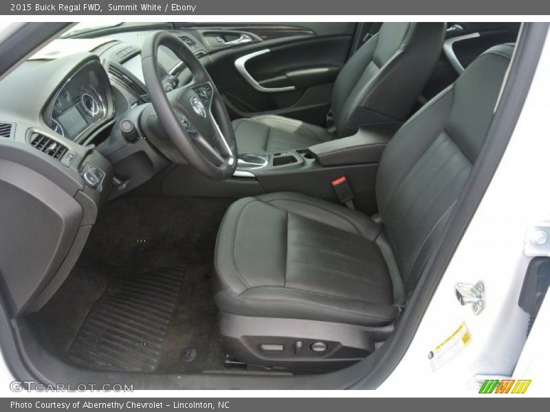 Summit White / Ebony 2015 Buick Regal FWD