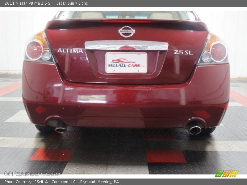 Tuscan Sun / Blond 2011 Nissan Altima 2.5 S