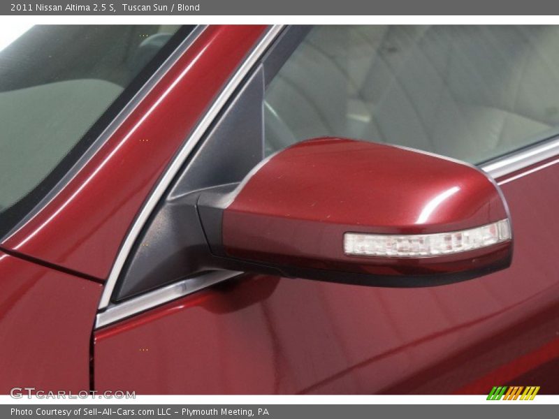 Tuscan Sun / Blond 2011 Nissan Altima 2.5 S