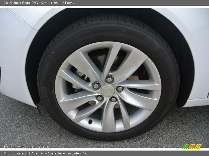 Summit White / Ebony 2015 Buick Regal FWD