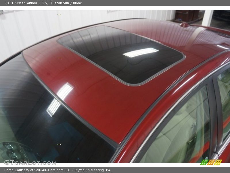 Tuscan Sun / Blond 2011 Nissan Altima 2.5 S