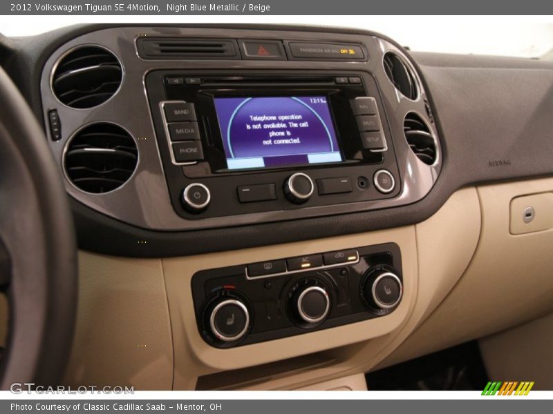 Controls of 2012 Tiguan SE 4Motion