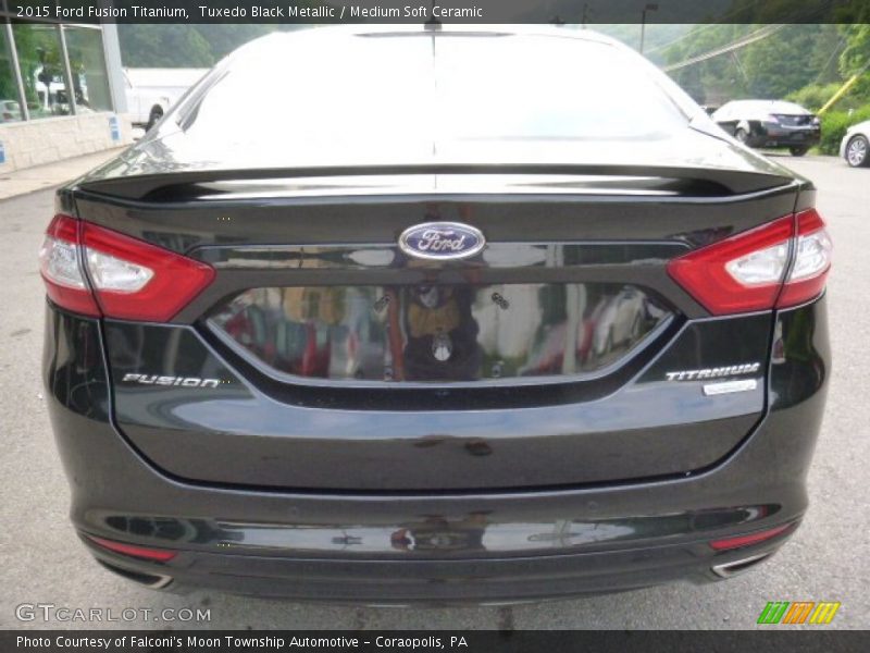 Tuxedo Black Metallic / Medium Soft Ceramic 2015 Ford Fusion Titanium