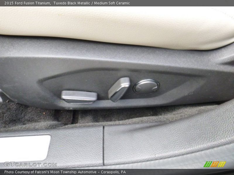 Tuxedo Black Metallic / Medium Soft Ceramic 2015 Ford Fusion Titanium