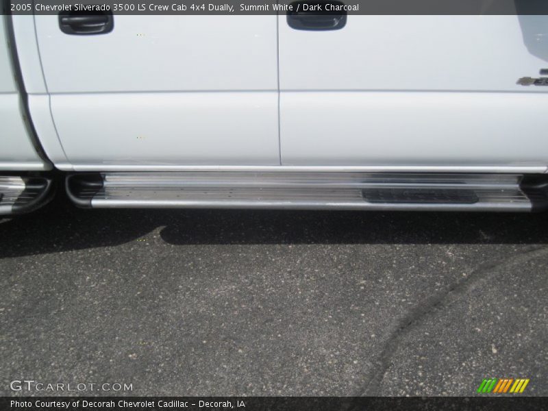 Summit White / Dark Charcoal 2005 Chevrolet Silverado 3500 LS Crew Cab 4x4 Dually