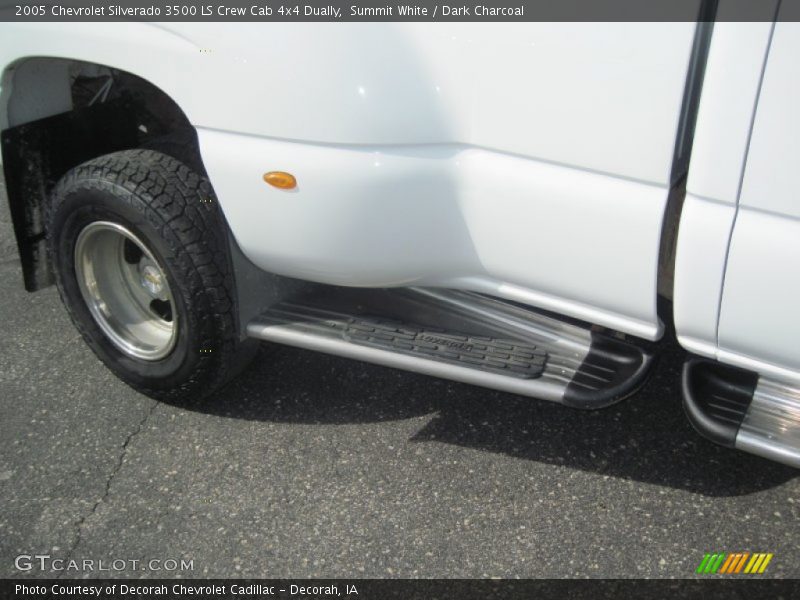 Summit White / Dark Charcoal 2005 Chevrolet Silverado 3500 LS Crew Cab 4x4 Dually
