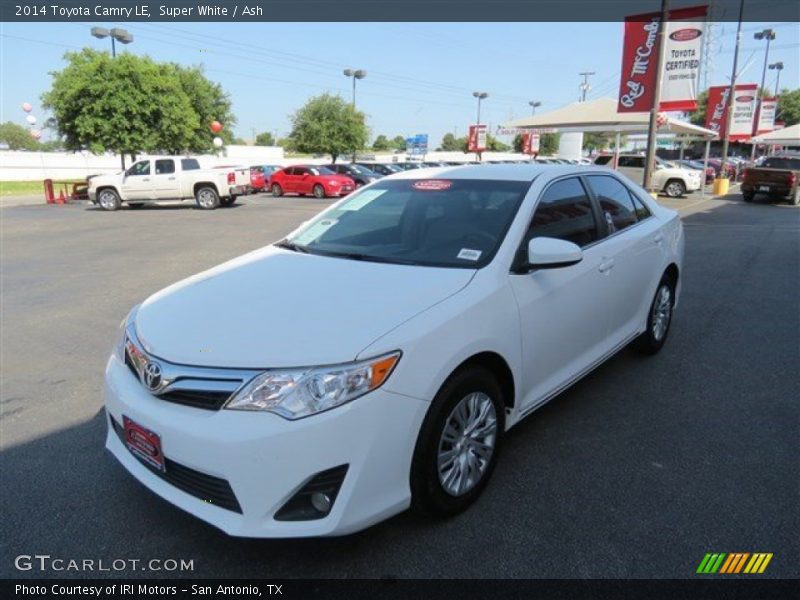 Super White / Ash 2014 Toyota Camry LE