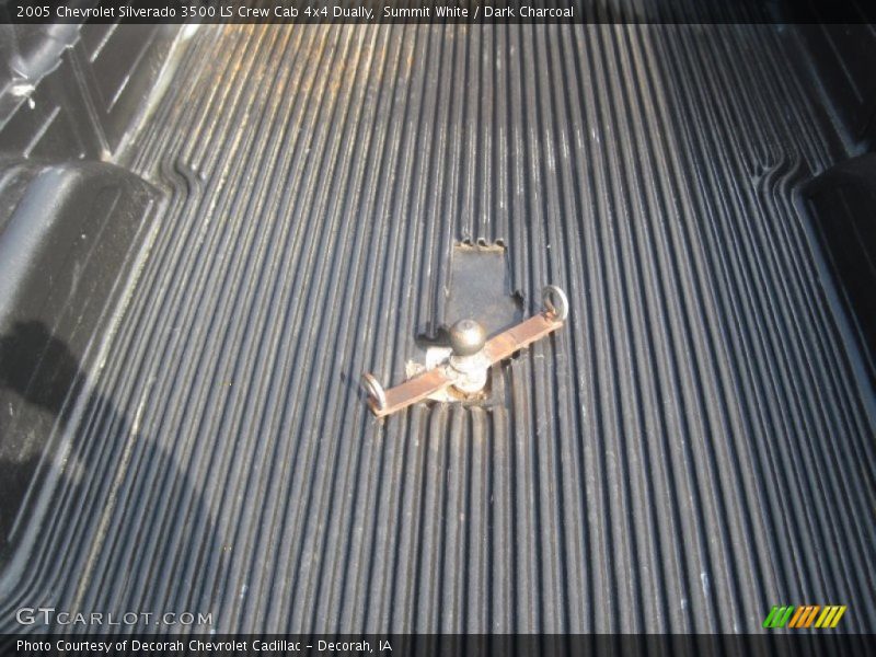 Summit White / Dark Charcoal 2005 Chevrolet Silverado 3500 LS Crew Cab 4x4 Dually