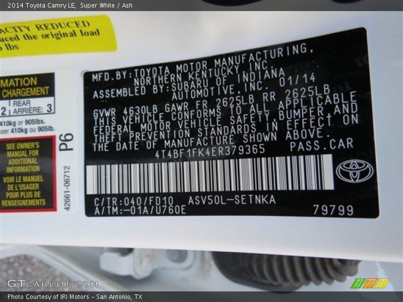 Super White / Ash 2014 Toyota Camry LE