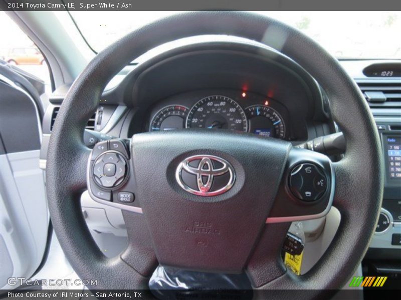 Super White / Ash 2014 Toyota Camry LE
