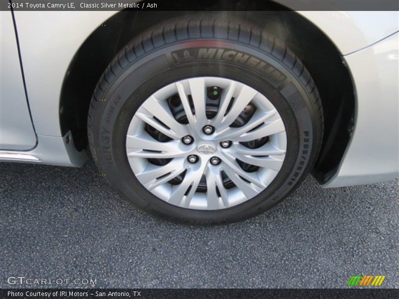 Classic Silver Metallic / Ash 2014 Toyota Camry LE