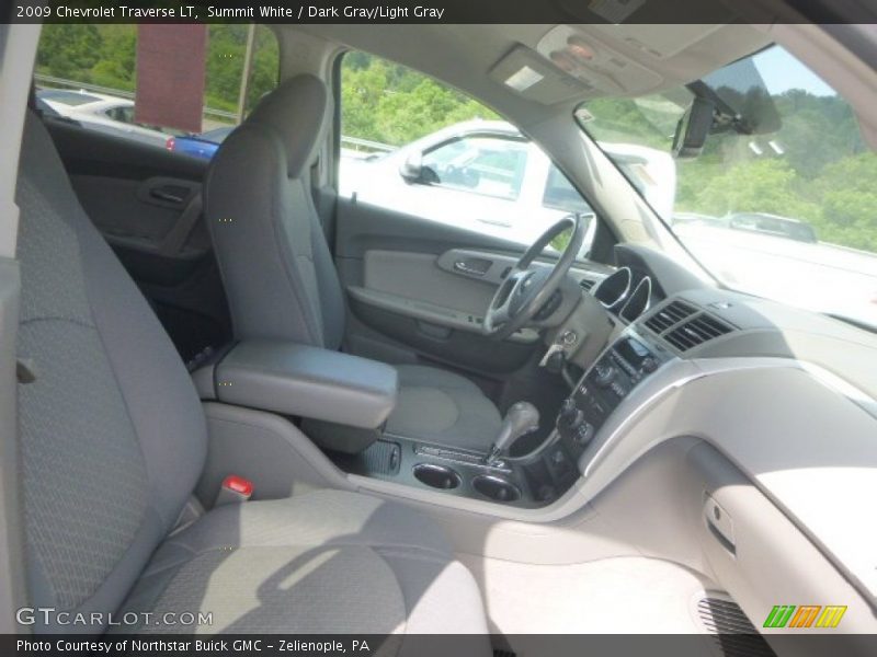 Summit White / Dark Gray/Light Gray 2009 Chevrolet Traverse LT