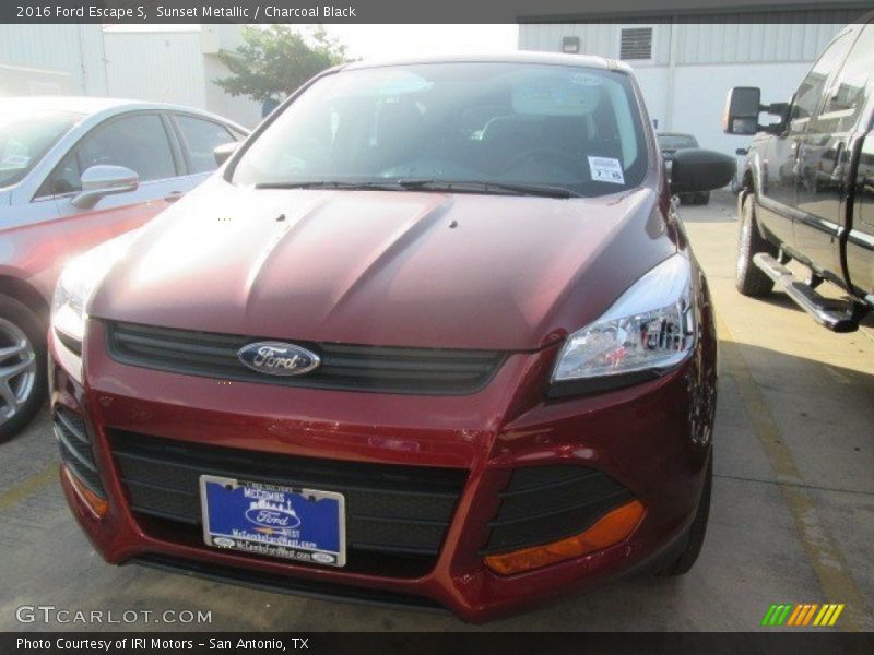 Sunset Metallic / Charcoal Black 2016 Ford Escape S