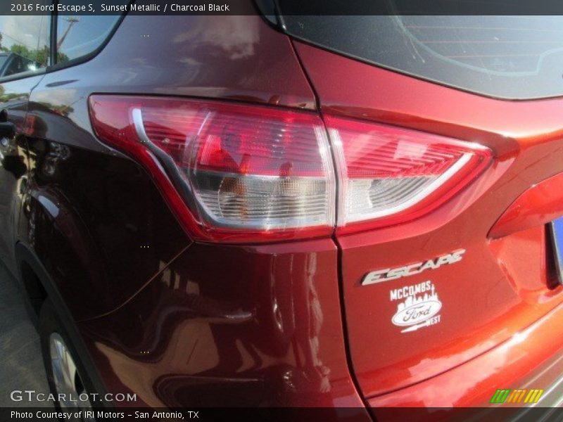 Sunset Metallic / Charcoal Black 2016 Ford Escape S