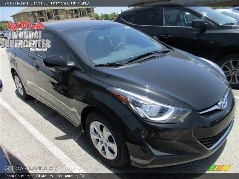 Phantom Black / Gray 2016 Hyundai Elantra SE