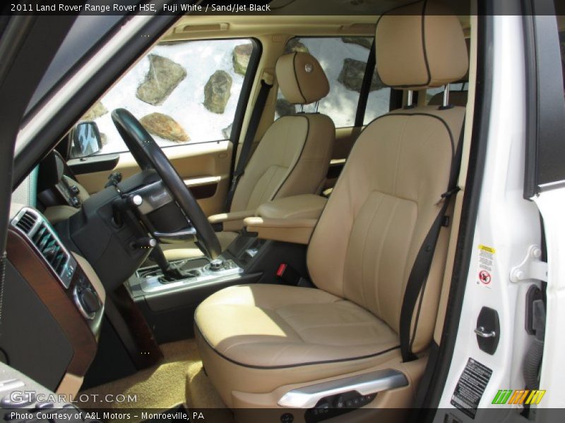 2011 Range Rover HSE Sand/Jet Black Interior