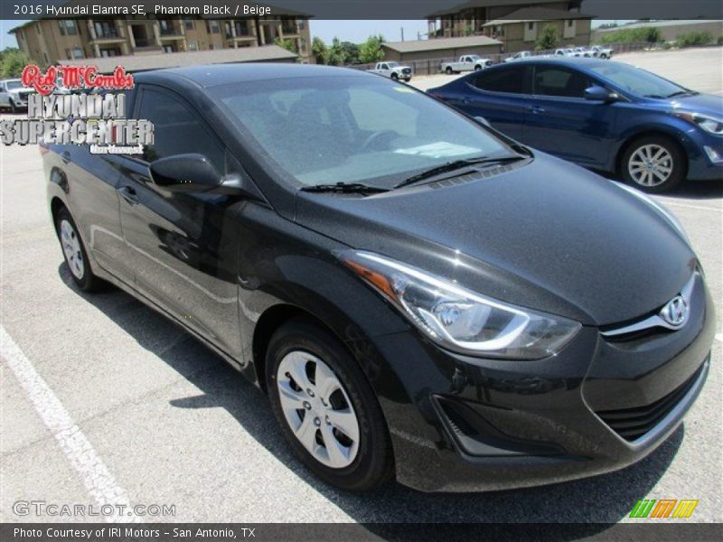 Phantom Black / Beige 2016 Hyundai Elantra SE