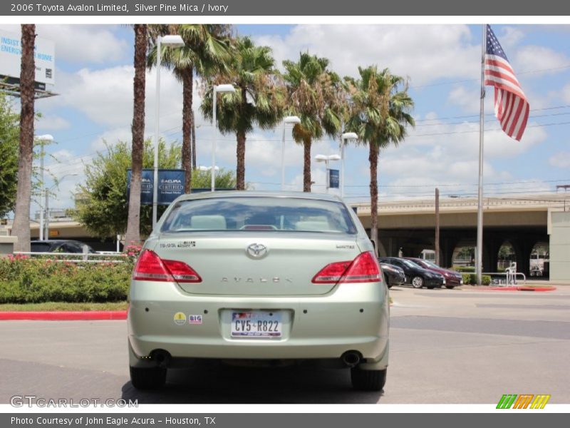 Silver Pine Mica / Ivory 2006 Toyota Avalon Limited