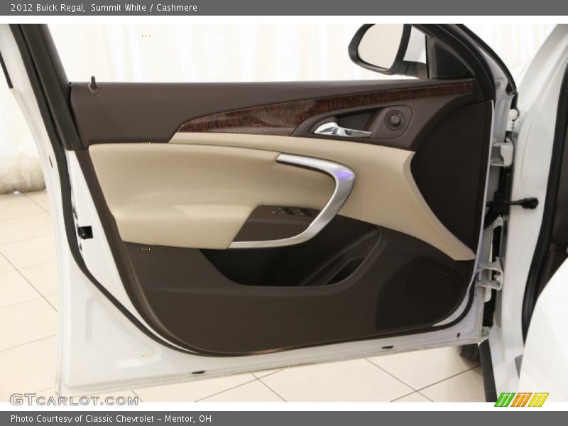 Summit White / Cashmere 2012 Buick Regal