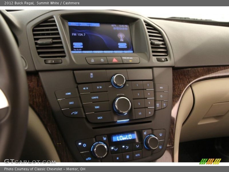 Summit White / Cashmere 2012 Buick Regal