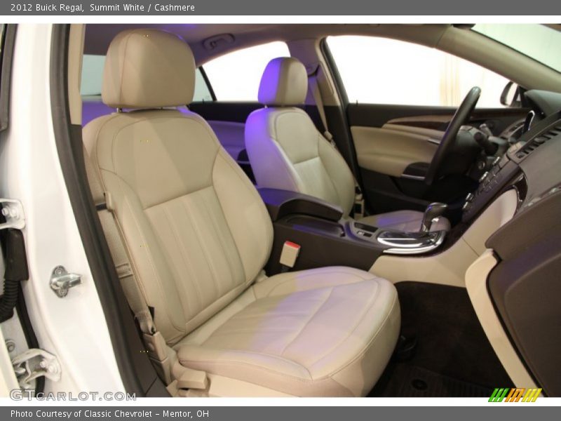 Summit White / Cashmere 2012 Buick Regal