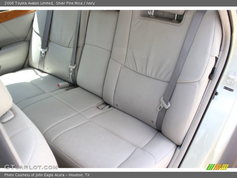 Silver Pine Mica / Ivory 2006 Toyota Avalon Limited