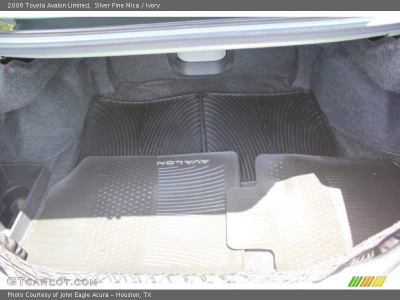 Silver Pine Mica / Ivory 2006 Toyota Avalon Limited